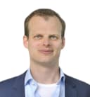 Dr. Thijs J Giezen